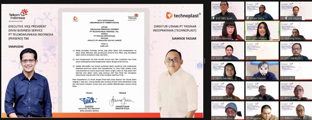 Penandatanganan MoU antara Telkom dan PT Trisinar Indopratama (Technoplast) tentang IoT Insulated Vaccine Carrier