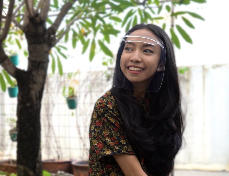 Ini Kelebihan Face Shield Premium Dari Sharp