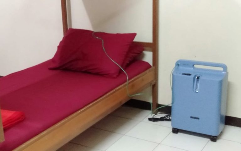 Philips Foundation Beri 126 Unit Konsentrator Oksigen Untuk Puskesmas Di Jawa Barat