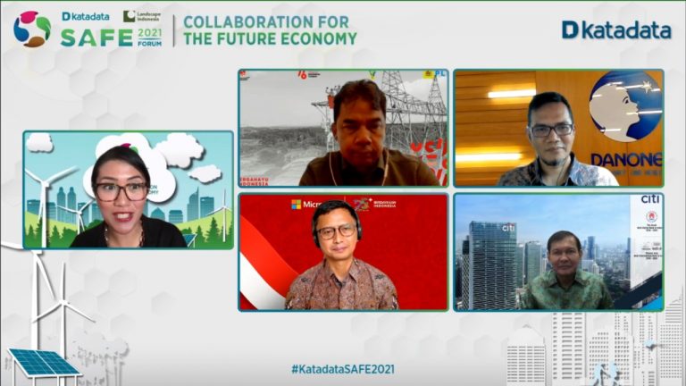 Vice President Director PT PLN (Persero) Hikmat Drajat, dalam webinar Katadata SAFE 2021 bertajuk RE 100 in Indoneisa: Overcoming Barriers