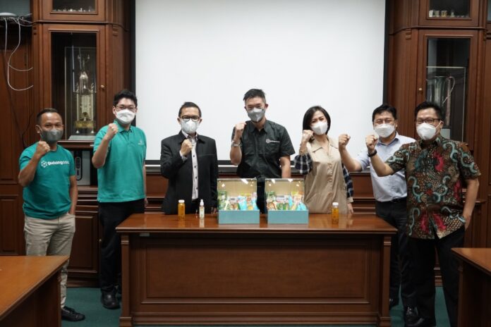 Gandeng GudangAda, Mustika Ratu Perkuat Distribusi dan Pemasaran Produk di Ranah Digital