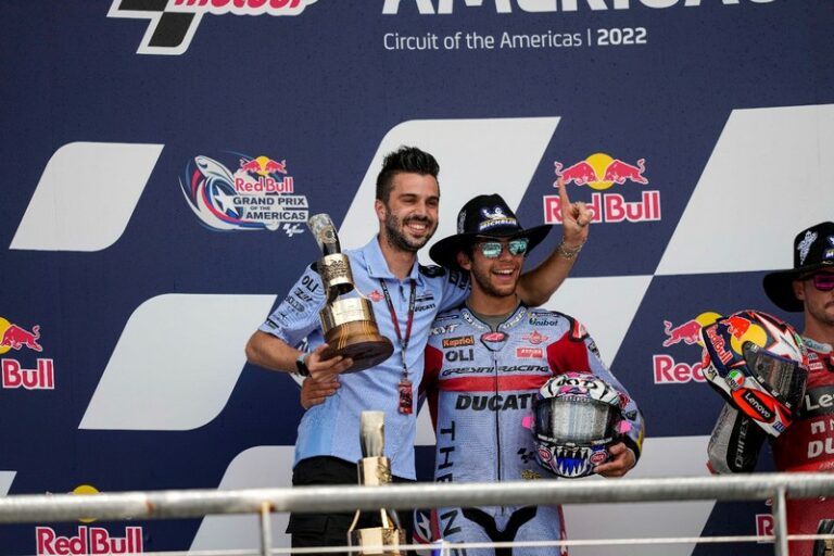 Enea Bastianini Raih Juara di Ajang MotoGP Amerika 2022 Enea Bastianini Raih Juara di Ajang MotoGP Amerika 2022