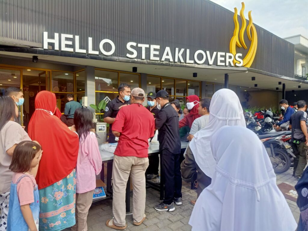 csr Waroeng Steak & Shake