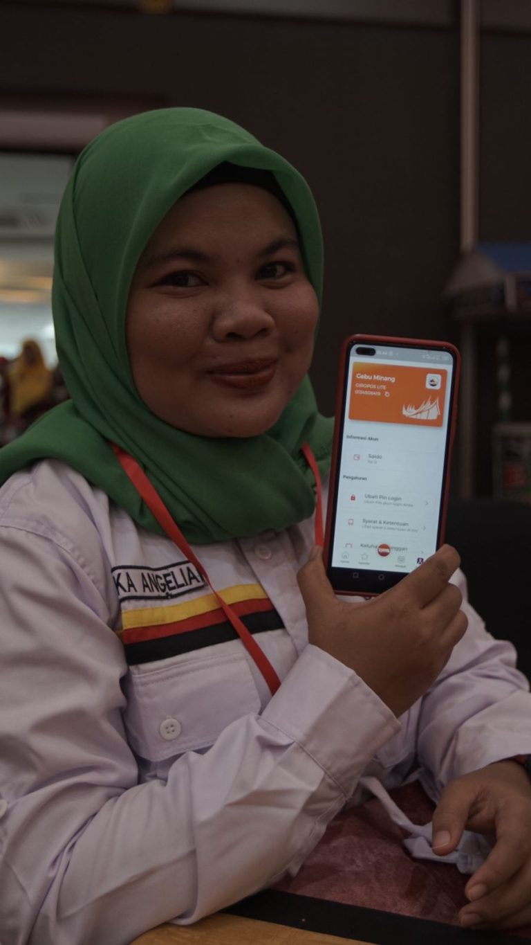 Pos Indonesia dan Gebu Minang Berkolaborasi Luncurkan Pospay Gebu Minang