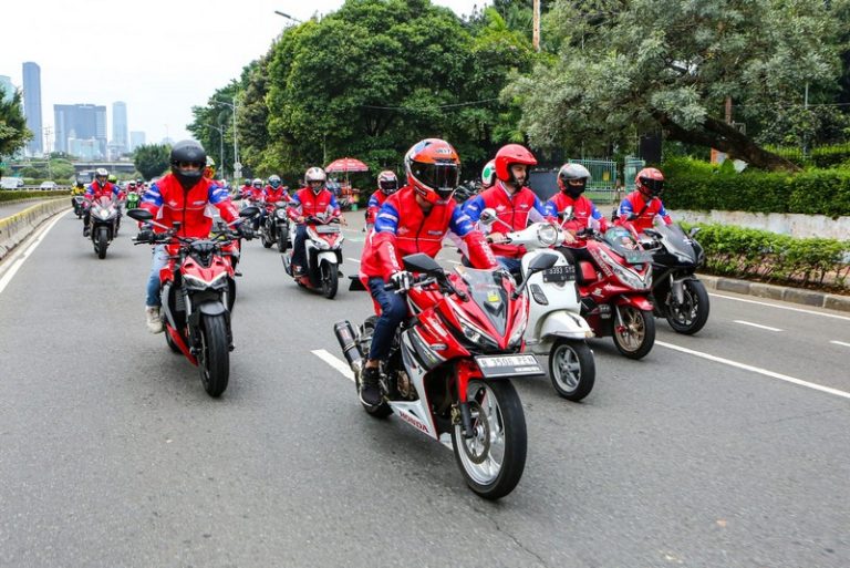 Ganti Pelumas Motor untuk Perjalanan Mudik Nyaman