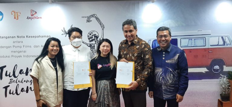 Film komedi Tulang Belulang Tulang