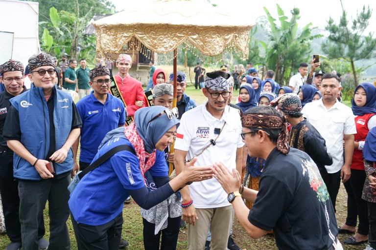 Danone & Kemenparekraf Dorong Pengembangan Desa Wisata Cibeusi Subang