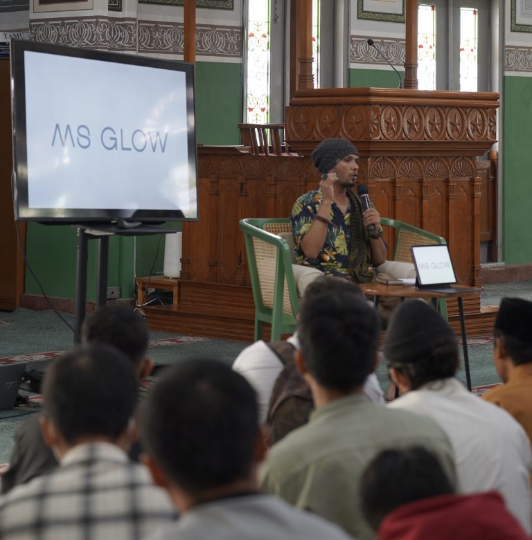MS Glow Gelar Intimate Tausiah Ramadhan Bersama Hanan Attaki