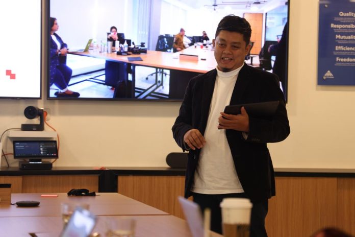 Rian Mohamad Yusuf, Konsultan Humas dari URALA Indonesia