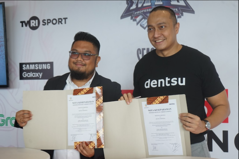 Kiri-kanan: Martinus Manurung, Head of Business Development, Moonton Esports Indonesia and Laode Hartanto, Chief Growth Officer, dentsu Indonesia