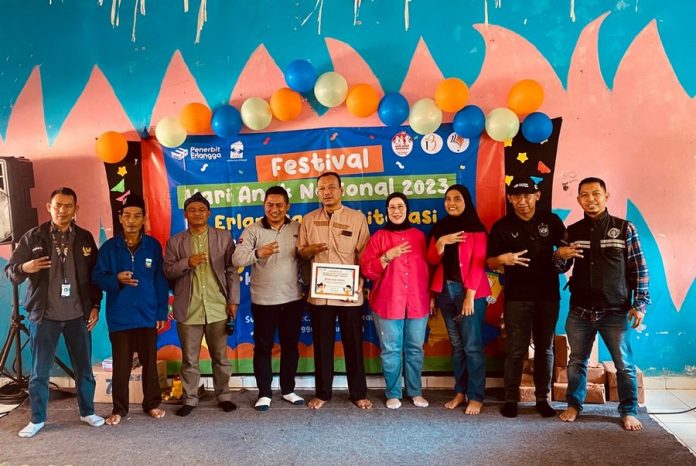 Erlangga Giat Literasi Anak
