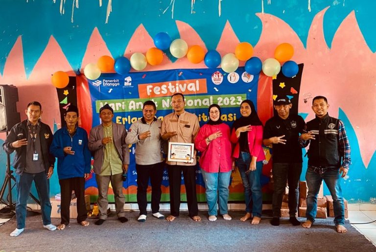 Erlangga Giat Literasi Anak