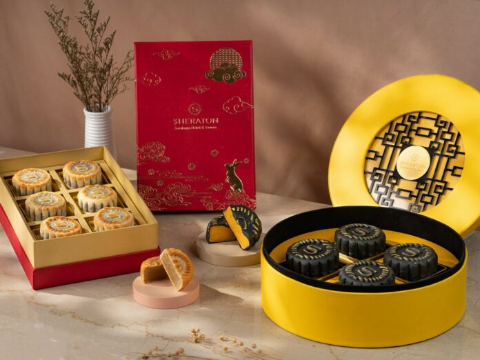 kue bulan Sheraton Surabaya Mooncake kue bulan Sheraton Surabaya Mooncake