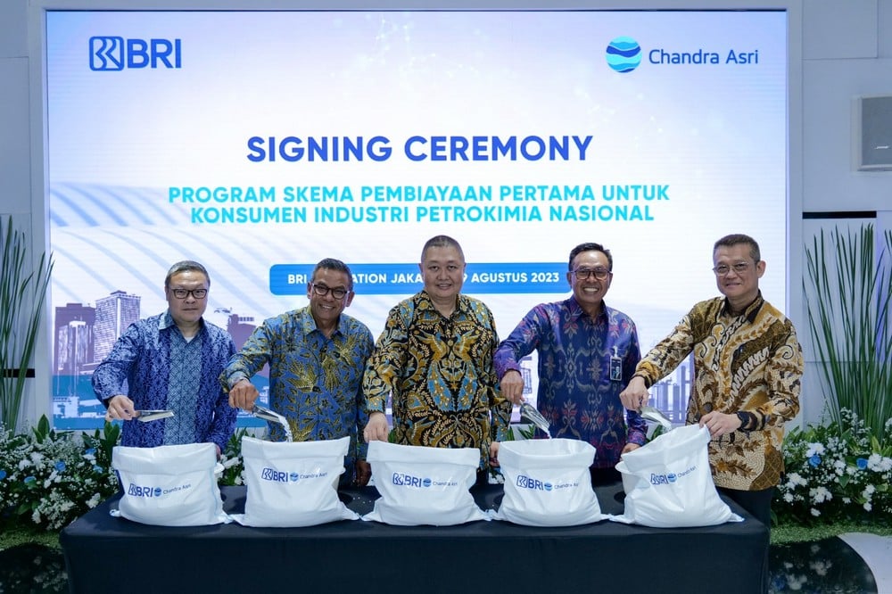 signing ceremony BRI dan chandra asri - agustus 2023