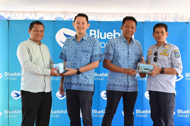Bluebird Dukung Ekonomi Biru dengan Konversi Setiap Kilometer “Run&Ride”