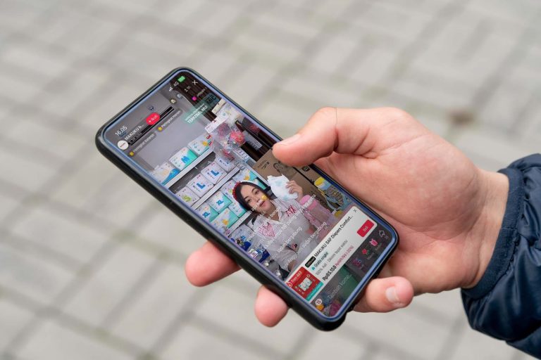 Kembangkan Bisnis, MAKUKU Konsisten Mengedukasi Pelanggan Melalui TikTok Shop