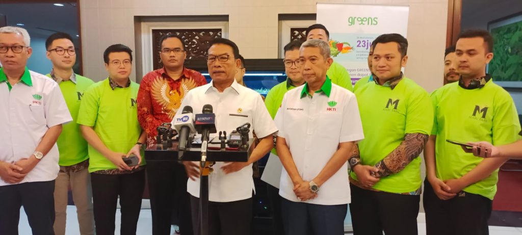 Petani Digital Salah satu inisiator Gerakan Maju Tani Indonesia, Erwin Gunawan bersama Ketua Umum HKTI Moeldoko sebagai Bapak Gerakan Maju Tani Indonesia.