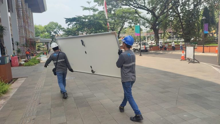 PLN ICON Plus Hadirkan Layanan PLTS Atap di TMII