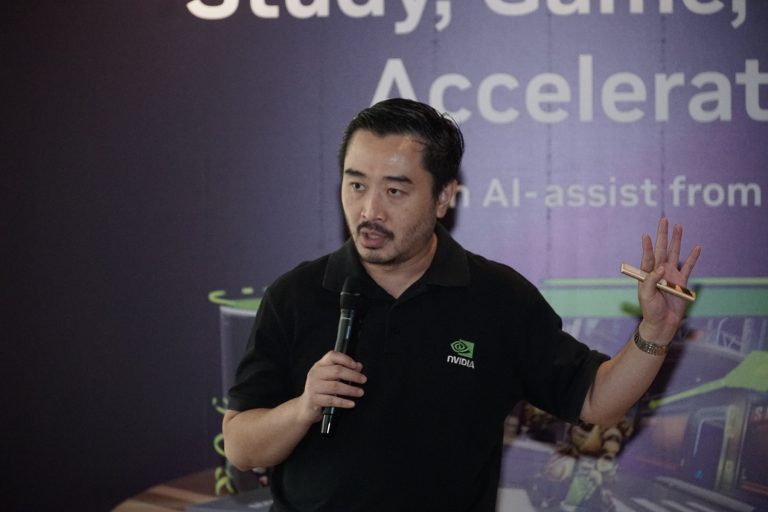 Manfaat Laptop GeForce RTX 40 Series dan Pentingnya Literasi AI Bagi Pelajar