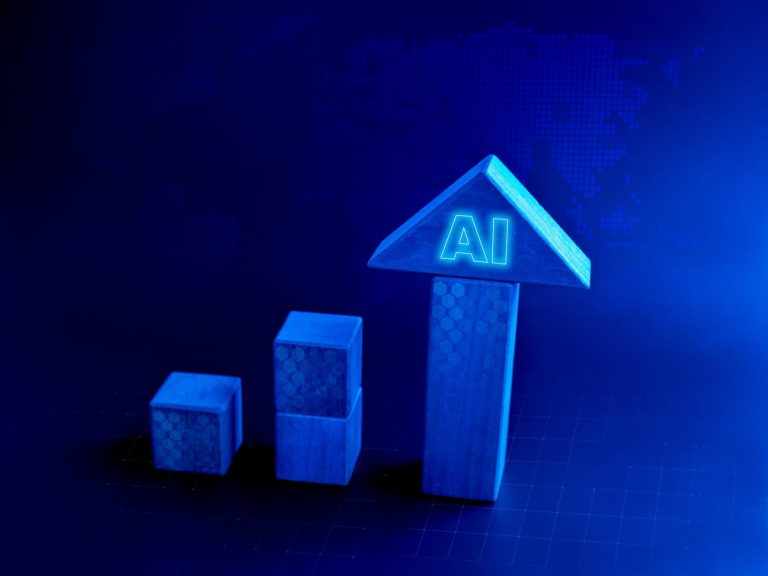 Generative AI, atau Gen AI adalah adalah kecerdasan buatan yang mampu menghasilkan teks, gambar, dan bahkan video dari data yang diterimanya. Sebab itu, dunia bisnis tertarik untuk menggunakan Gen AI untuk meramu berbagai bahan, seperti laporan keuangan, yang dibutuhkan untuk pengoperasian bisnis.