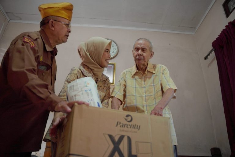 Parenty Donasikan Popok Lembut Berstruktur 3D untuk Para Veteran di Peringatan Hari Pahlawan