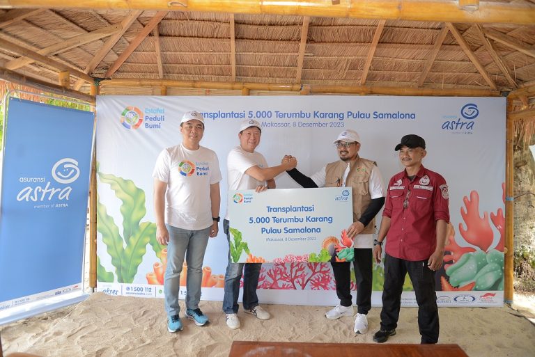 Estafet Peduli Bumi di Pulau Samalona, Tak Hanya Peduli Daratan Tapi Juga Perairan