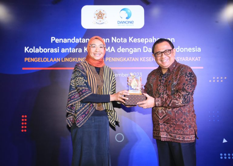 Danone Indonesia dan KAGAMA Kolaborasi untuk Lingkungan Berkelanjutan dan Kesehatan Masyarakat