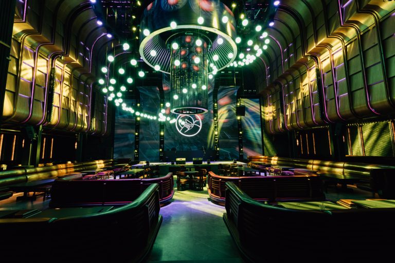 Hadirkan DJ Katty Butterfly, Crane Lounge Siapkan Pesta Tahun Baru yang Penuh Kejutan