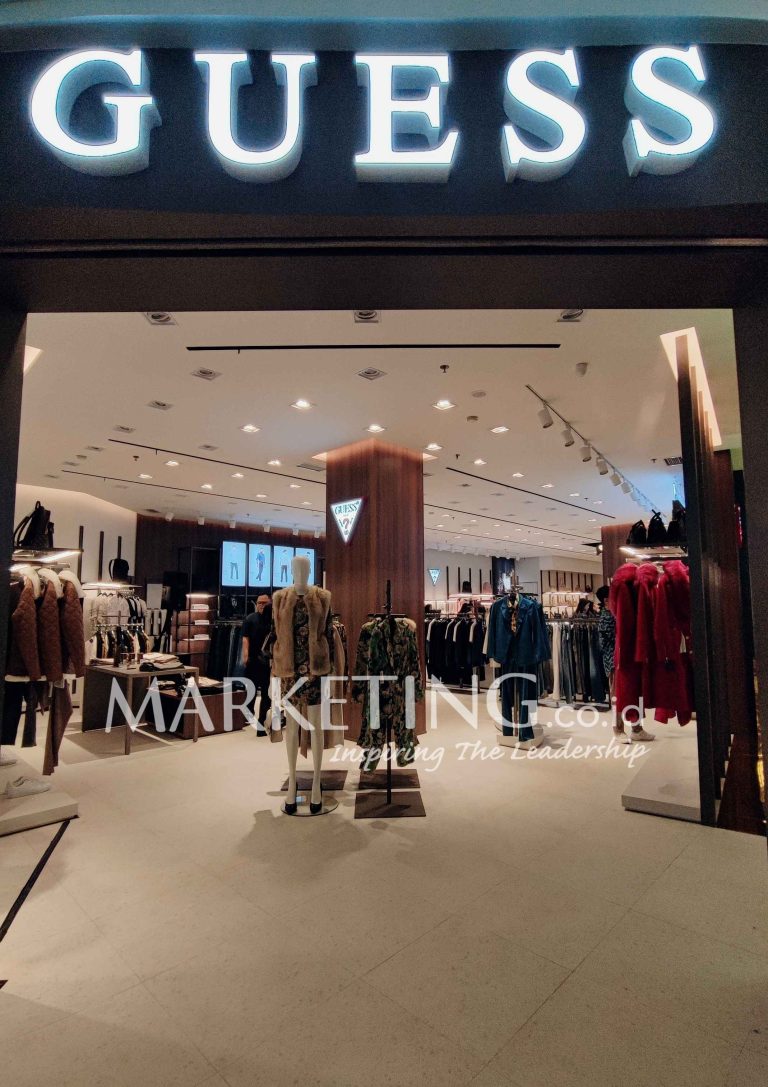 (Foto) GUESS Store Plaza Senayan Buka Kembali Dengan Konsep Kekinian