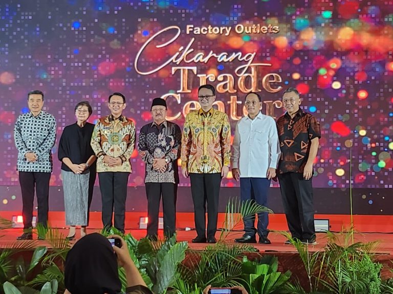 Wamendag Jerry Sambuaga Resmikan Factory Outlets Cikarang Trade Center di Kota Jababeka