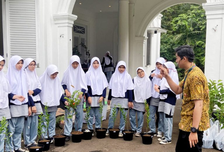 Kelas Edukasi Tabulampot di Kebun Raya Bogor Menjadi Pilihan Utama Para Pelajar