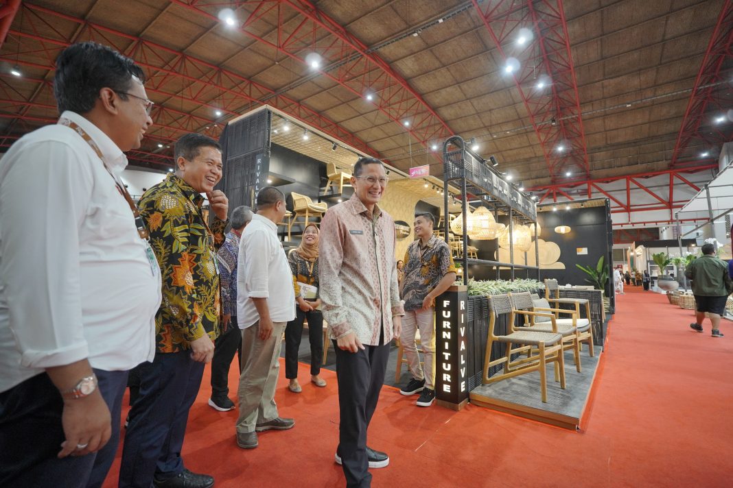 IFEX 2024 Perlihatkan Kreativitas Dan Potensi Unggulan Produk Furnitur   ALD08975 1068x712 