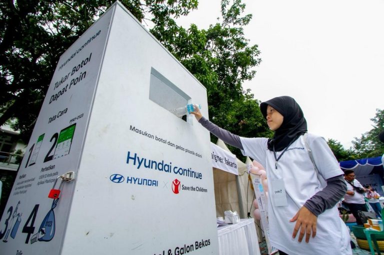 Save the Children Indonesia dan Hyundai Gelar Aksi Bersih #CerdasPilahPlastik