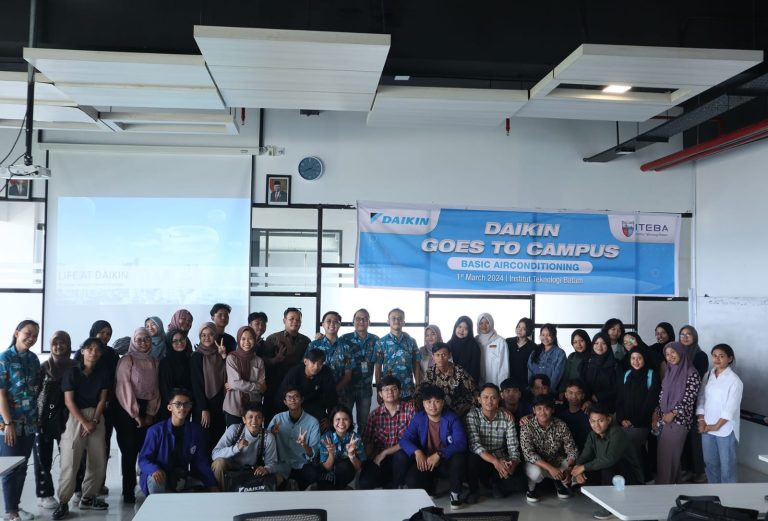 Giatkan Industri Solusi Tata Udara, DAIKIN Kunjungi Institut Teknologi Batam