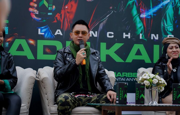 Hizrah Bacan Menghadirkan “Madu Kaisar” Asli dari Afrika