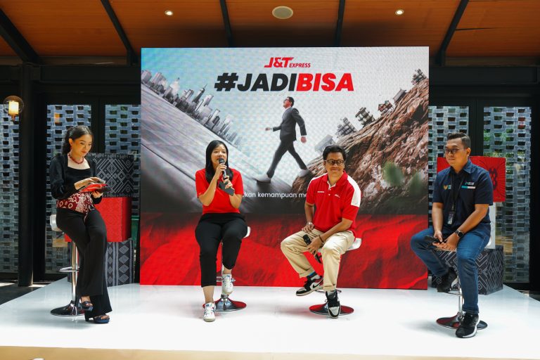 J&T #JADIBISA