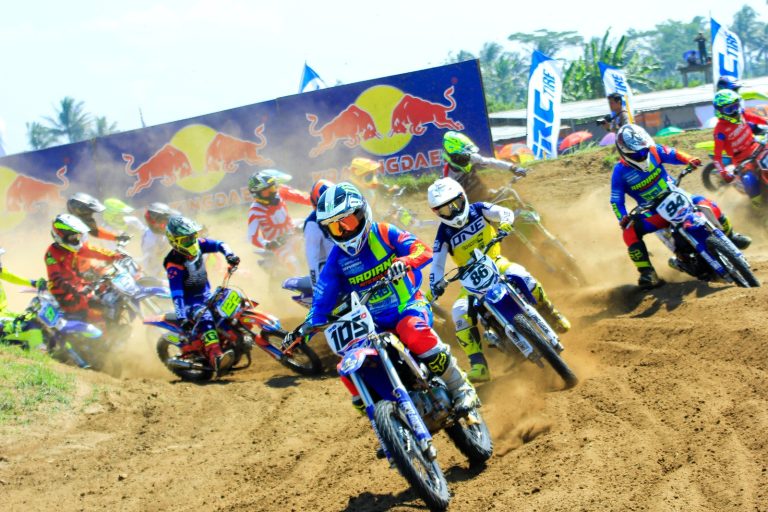 Kratingdaeng Supercrosser 2024 Dirtwar Energy Kembali Digelar