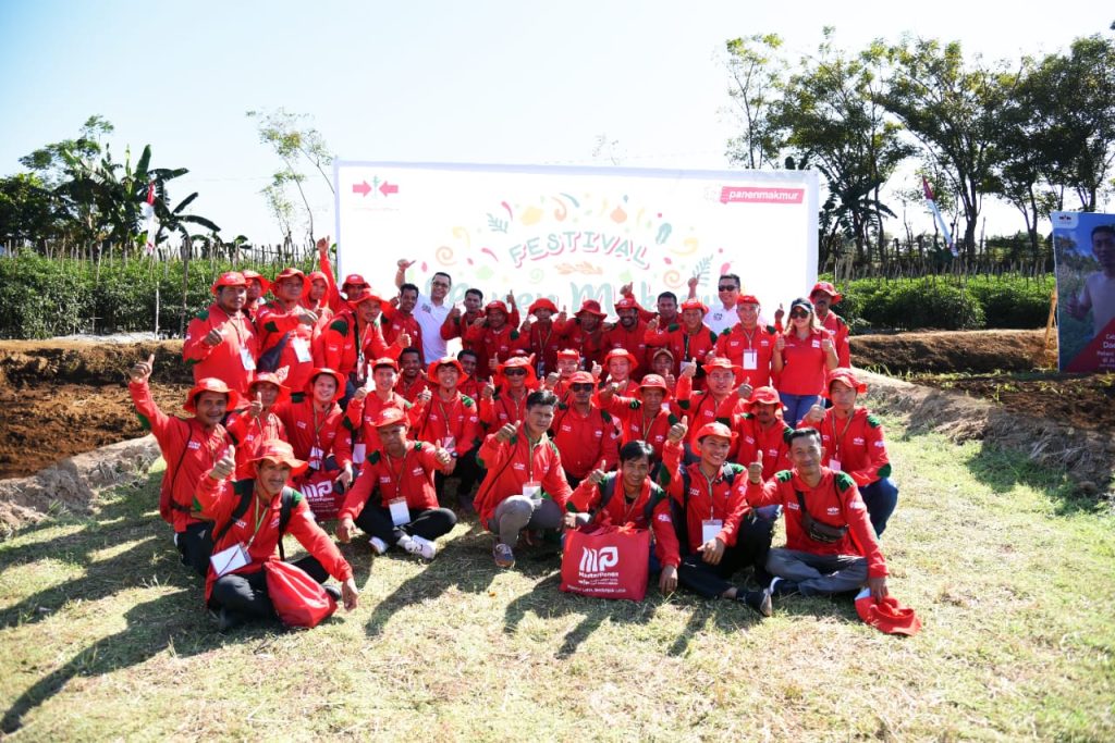 Glenn Pardede, Managing Director PT East West Seed Indonesia