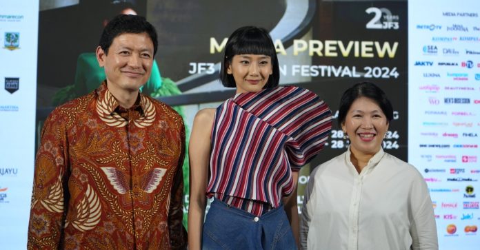JF3 Fashion Festival kembali menggelar perayaan pada tahun ini dengan semangat baru untuk mendukung kebangkitan industri fashion Tanah Air.