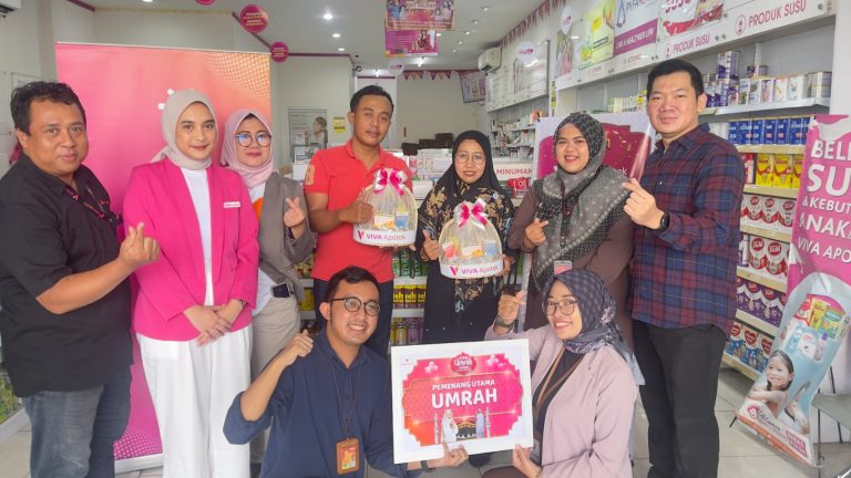 VIVA Apotek Wujudkan Impian Pelanggan Melalui Program “THR UMRAH VIVA”