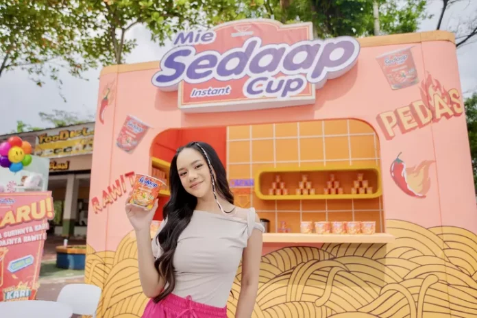 Mie Sedaap Cup mengumumkan peluncuran sub-varian terbaru dari Rawit Bingit Series-nya yaitu MIE SEDAAP CUP KARI MERCON