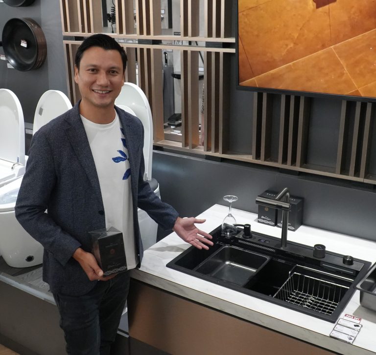 Menarik, GB Sanitaryware Bagikan Parfum di IBT 2024