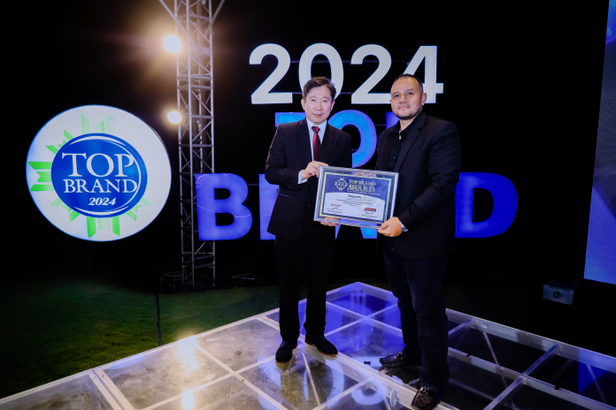 Importa membuktikan kualitas dan kepercayaan konsumen dengan memperoleh penghargaan Top Brand Award 2024 di kategori Furniture Besi.