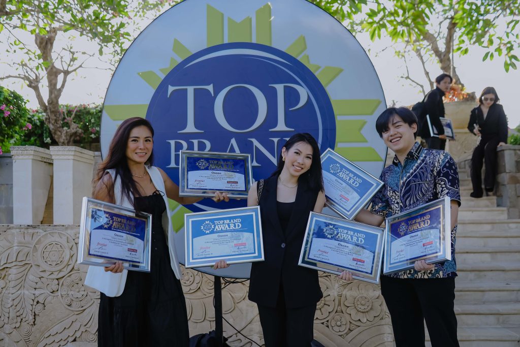 Oxone salah satu pemenang TOP Brand Award 2024 di Bali