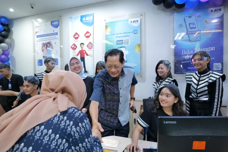 Hari Pelanggan Nasional 2024, Presiden Direktur BCA Tekankan Komitmen untuk Pelayanan Terbaik bagi Semua Segmen Nasabah