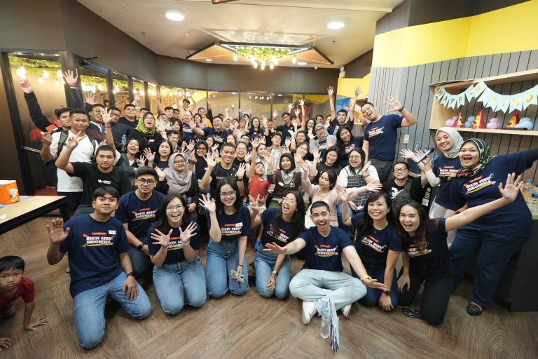 Hari Pelanggan Nasional, Timezone Luncurkan Kampanye “Bikin Seru Indonesia” dengan Kejutan Spesial