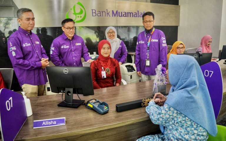 Rayakan Hari Pelanggan Nasional 2024, Direksi Bank Muamalat Sapa Langsung Nasabah