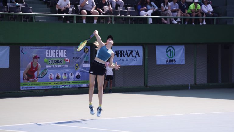 Pertandingan Seru Luna Maya vs Eugenie Bouchard Disaksikan Ribuan Penggemar Tenis