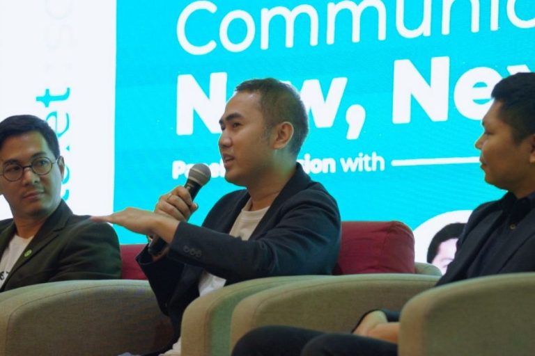 Teknologi kecerdasan buatan (AI) dan Crypto terus menjadi pusat perhatian global. Karena kemampuannya dalam mempercepat berbagai pekerjaan di beragam sektor