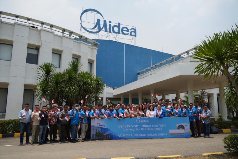 Tingkatkan Produksi AC, Midea Ajak 175 Dealer dan Teknisi Kunjungi Pabrik Baru di Cikarang